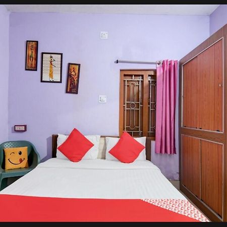 Hotel R Palace Bhuvanesvar Kültér fotó